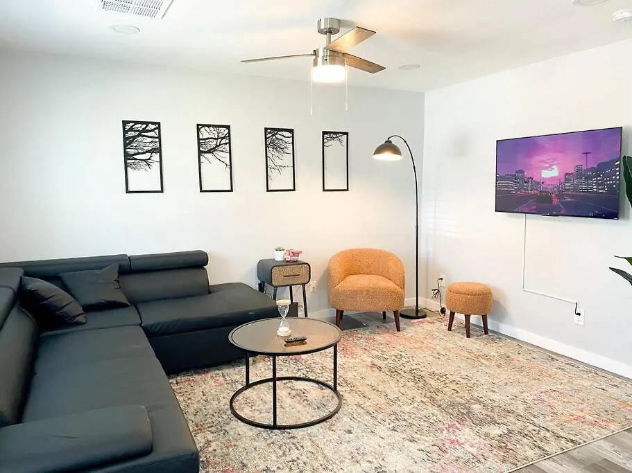 Villa Modern Townhouse In Tempe Near Arizona State University With Fast Wi-Fi & Free Parking For Cozy Stay United States