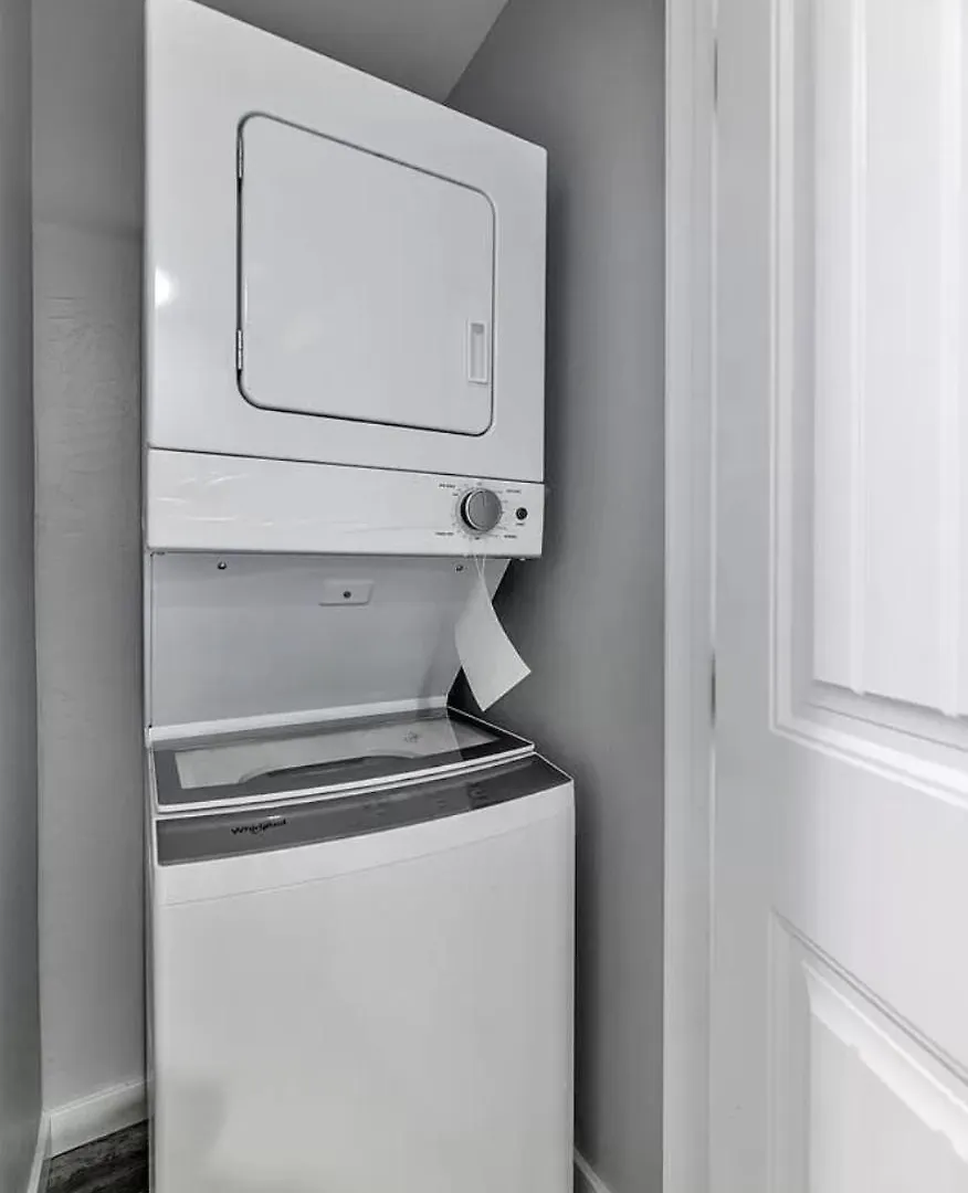 Villa Modern Townhouse In Tempe Near Arizona State University With Fast Wi-Fi & Free Parking For Cozy Stay
